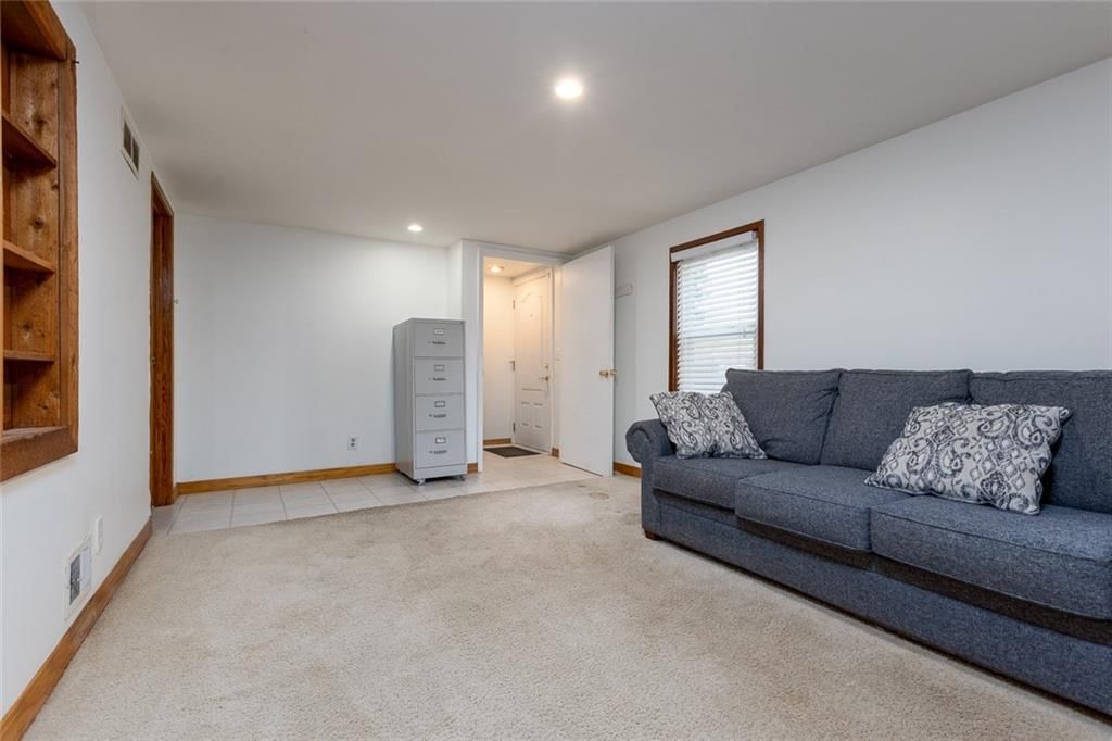 5153 N Palmer Avenue — photo 22