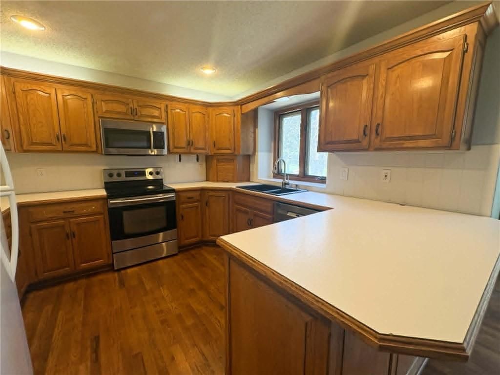 3205 N Black Forest Avenue — photo 11