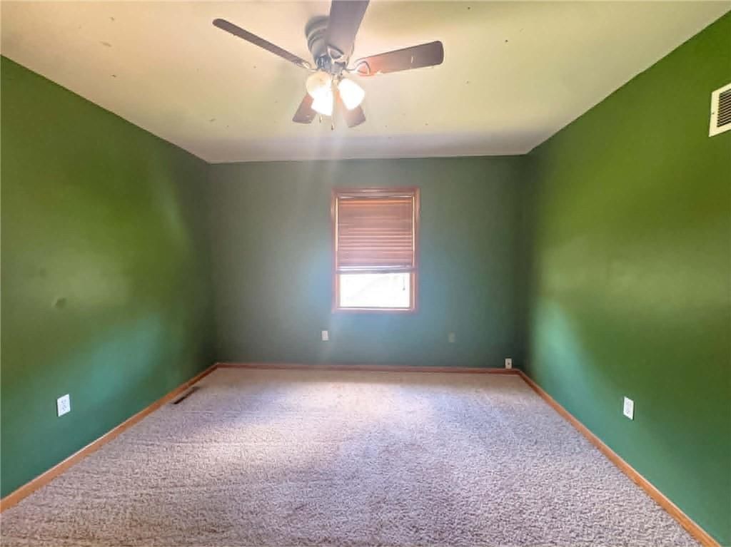 3205 N Black Forest Avenue — photo 27