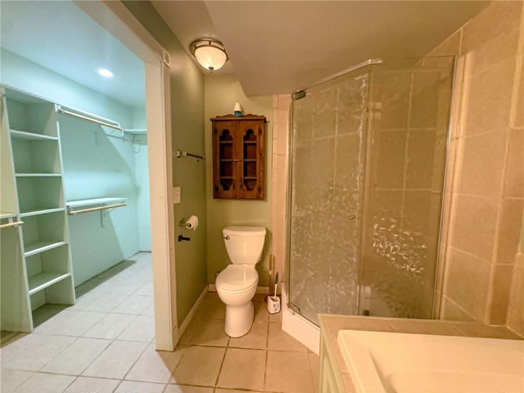 3205 N Black Forest Avenue — photo 37