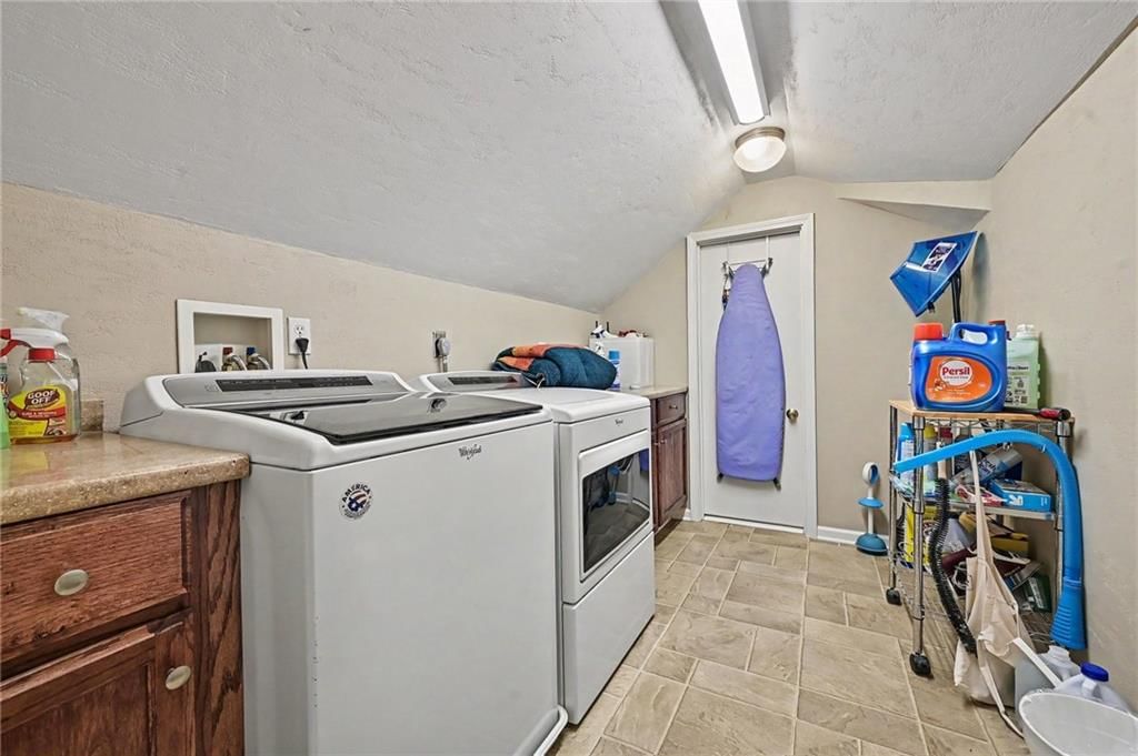 4126 NW Claymont Drive — photo 21
