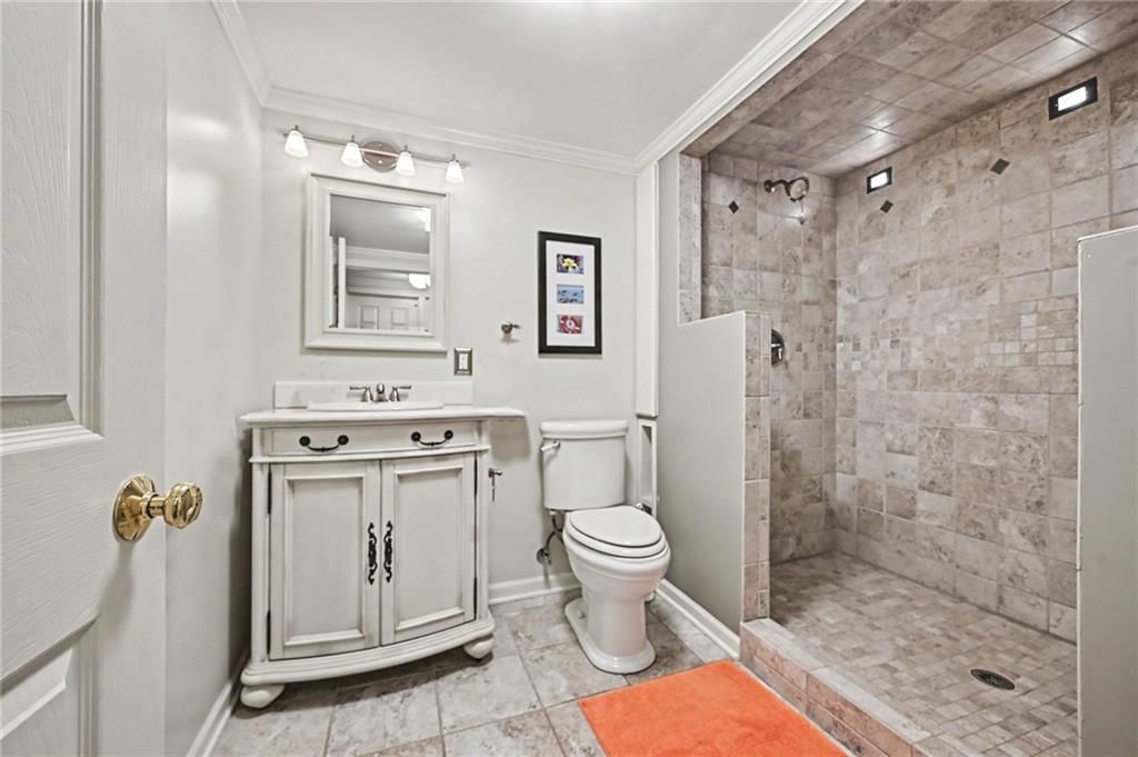 4126 NW Claymont Drive — photo 25