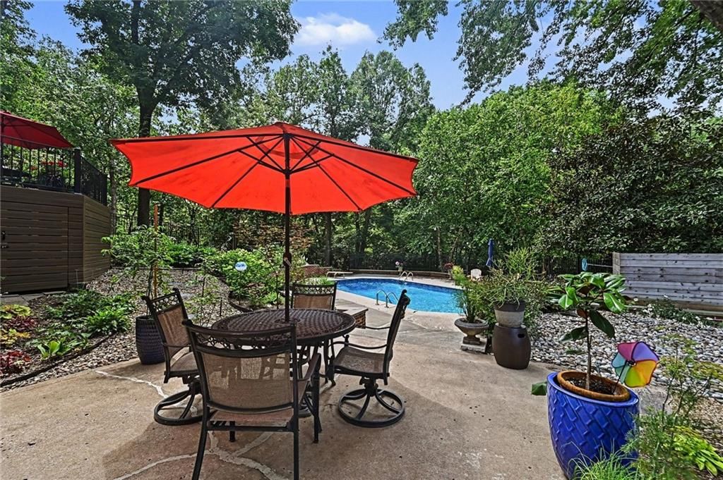 4126 NW Claymont Drive — photo 26