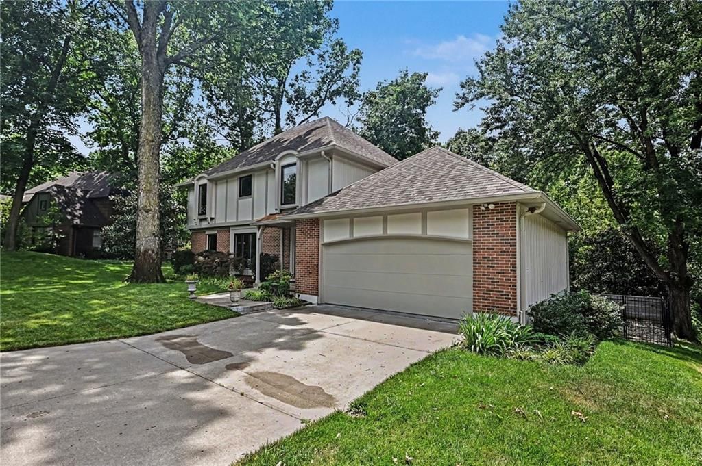 4126 NW Claymont Drive — photo 37