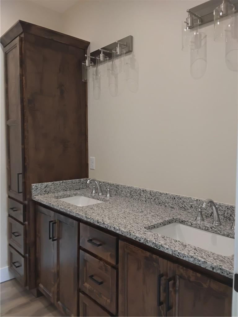 202 W Redwood Street — photo 9