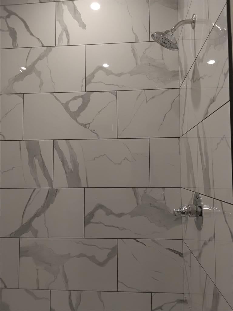 202 W Redwood Street — photo 10