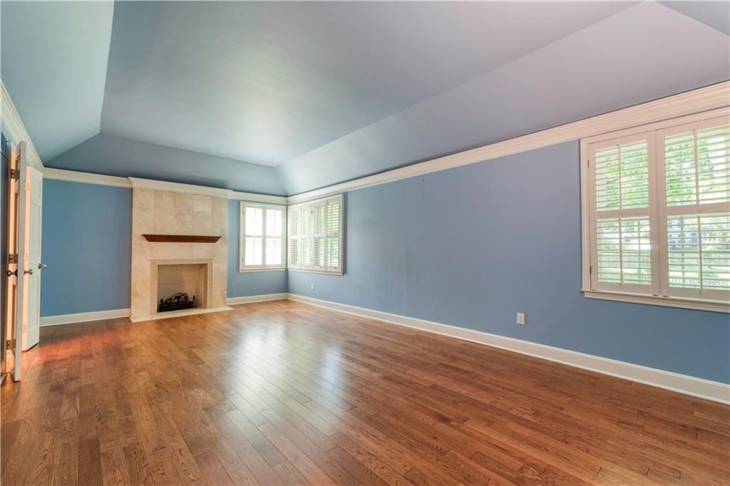 8115 W 115th Terrace — photo 15