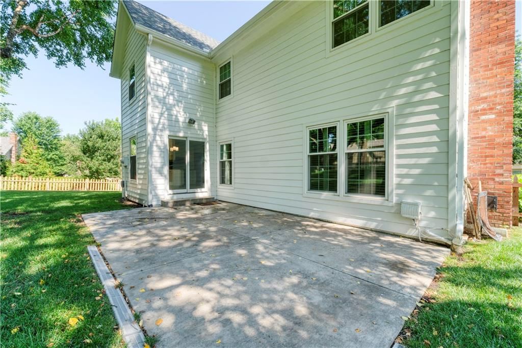 8115 W 115th Terrace — photo 28