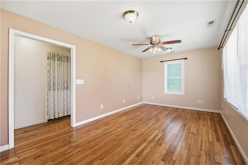 1430 S Kings Highway — photo 8