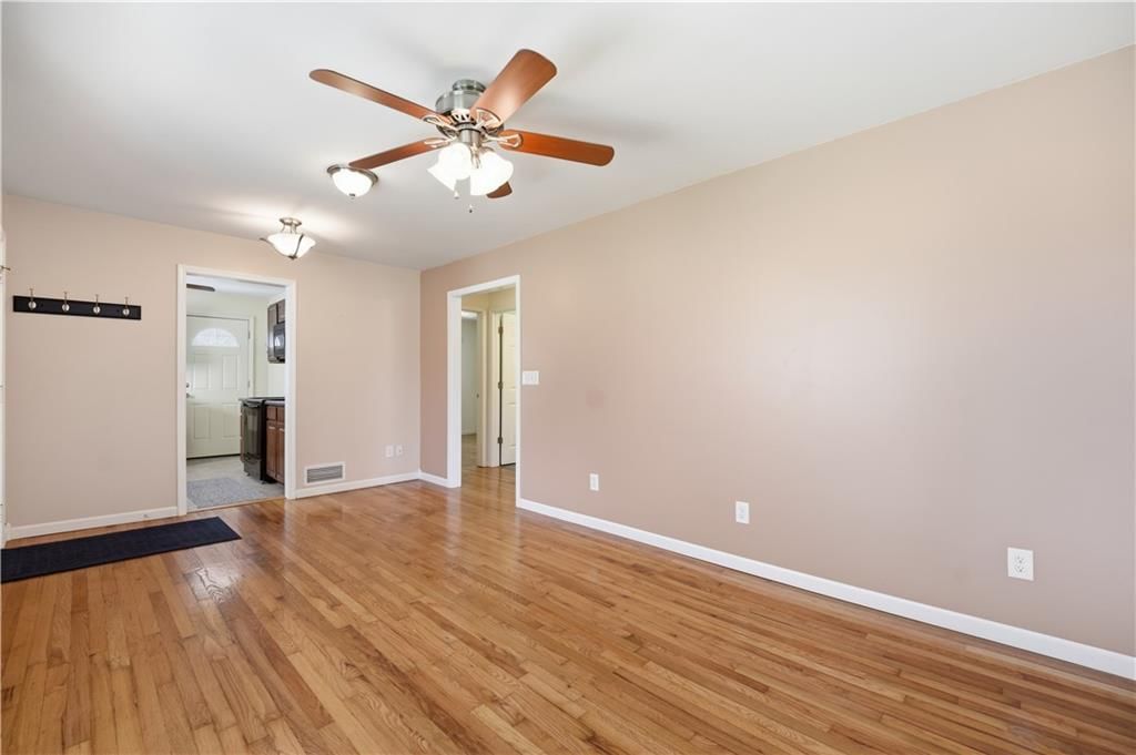 1430 S Kings Highway — photo 9
