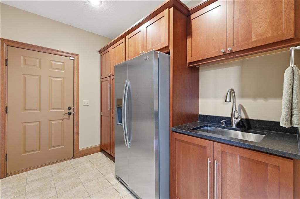 5805 Malcolm Lake Road — photo 33