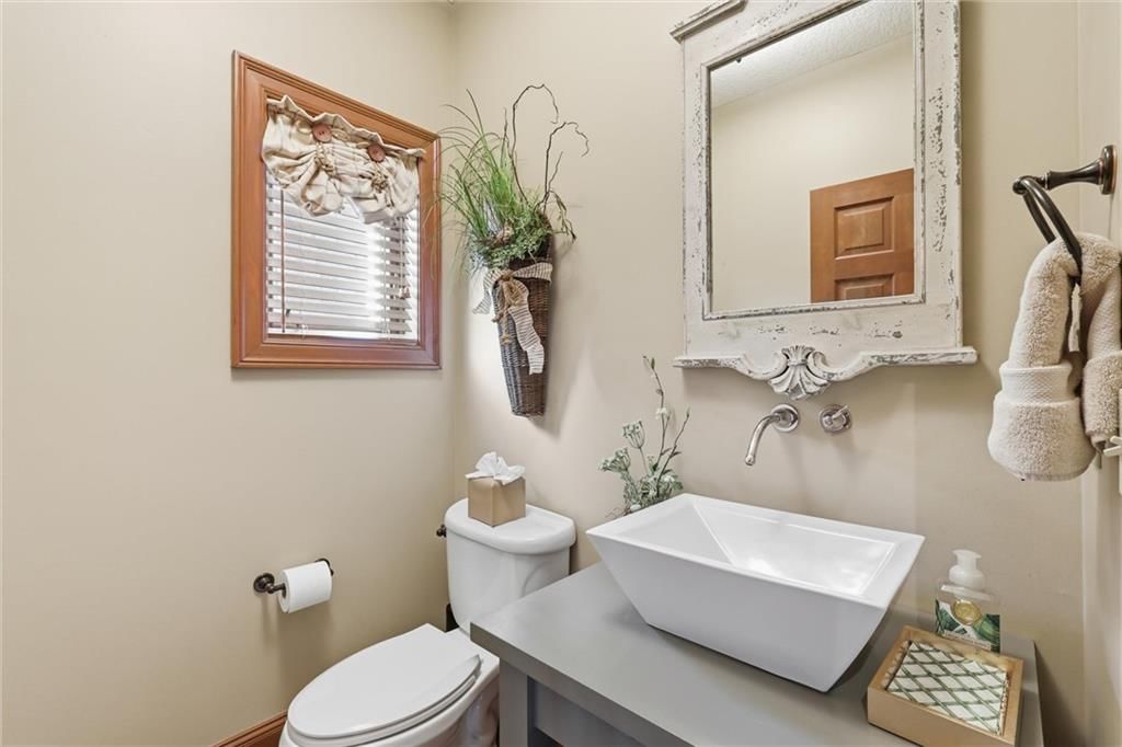 5805 Malcolm Lake Road — photo 36