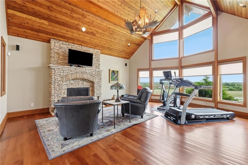 5805 Malcolm Lake Road — photo 43