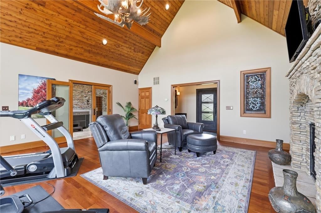 5805 Malcolm Lake Road — photo 44