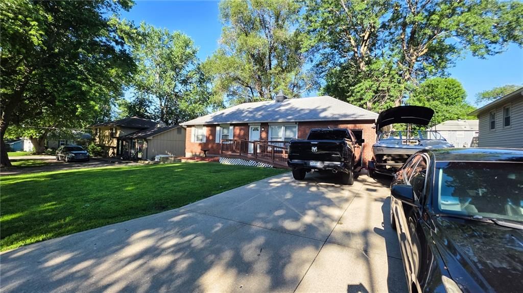 4216 S Cottage Avenue — photo 3