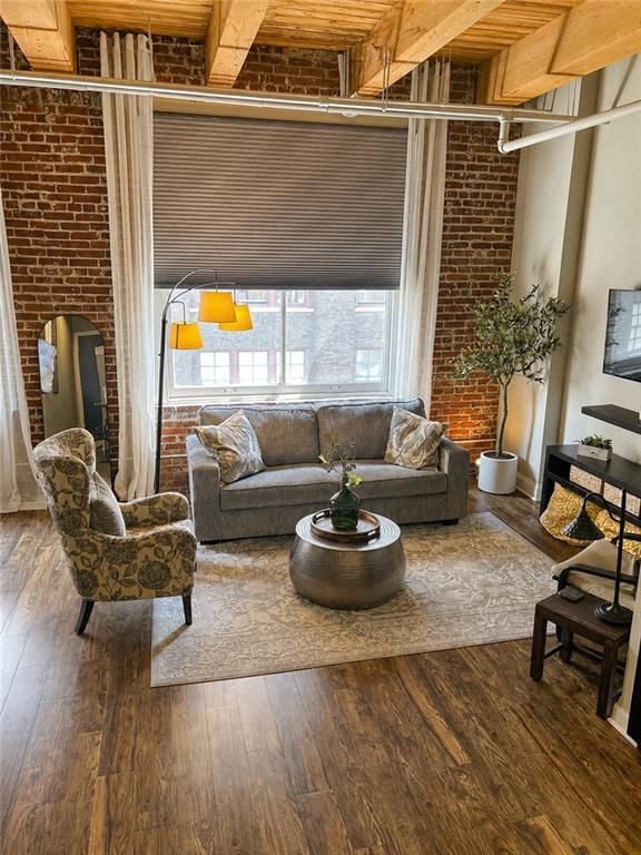 312 W 8th Street — photo 5