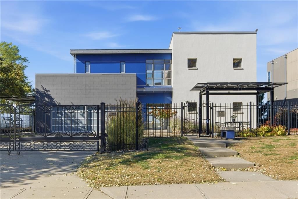 1520 Jarboe Street — photo 1