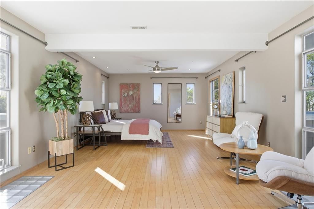1520 Jarboe Street — photo 15