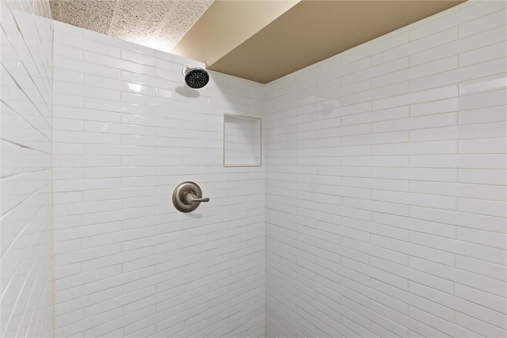 1520 Jarboe Street — photo 26