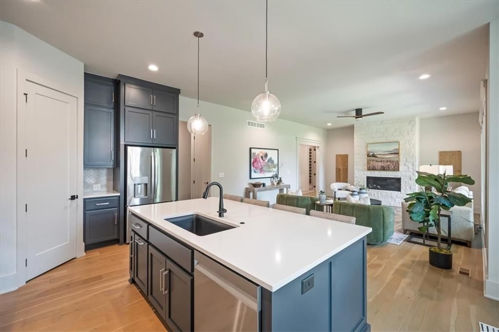 2705 W 74th Street — photo 19