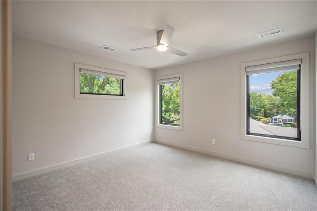 2705 W 74th Street — photo 37