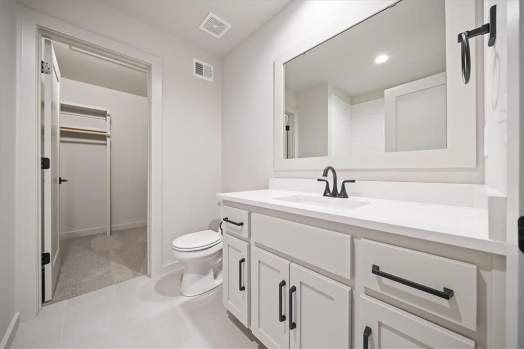 2705 W 74th Street — photo 43
