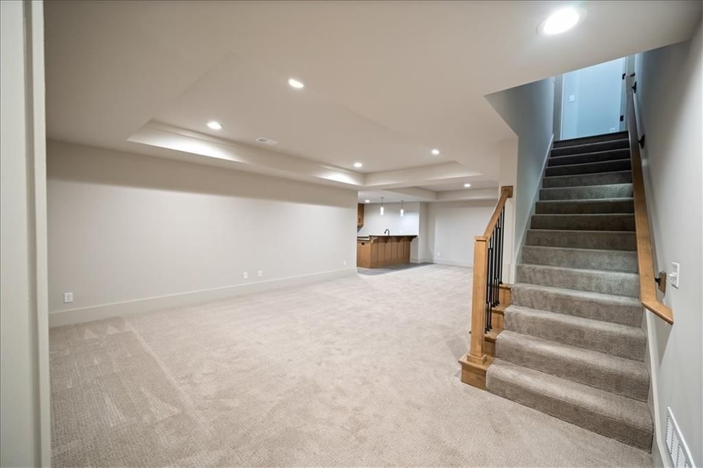 2705 W 74th Street — photo 49