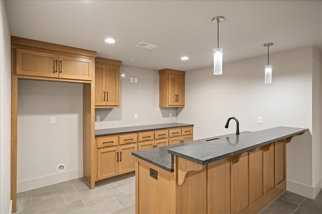 2705 W 74th Street — photo 51