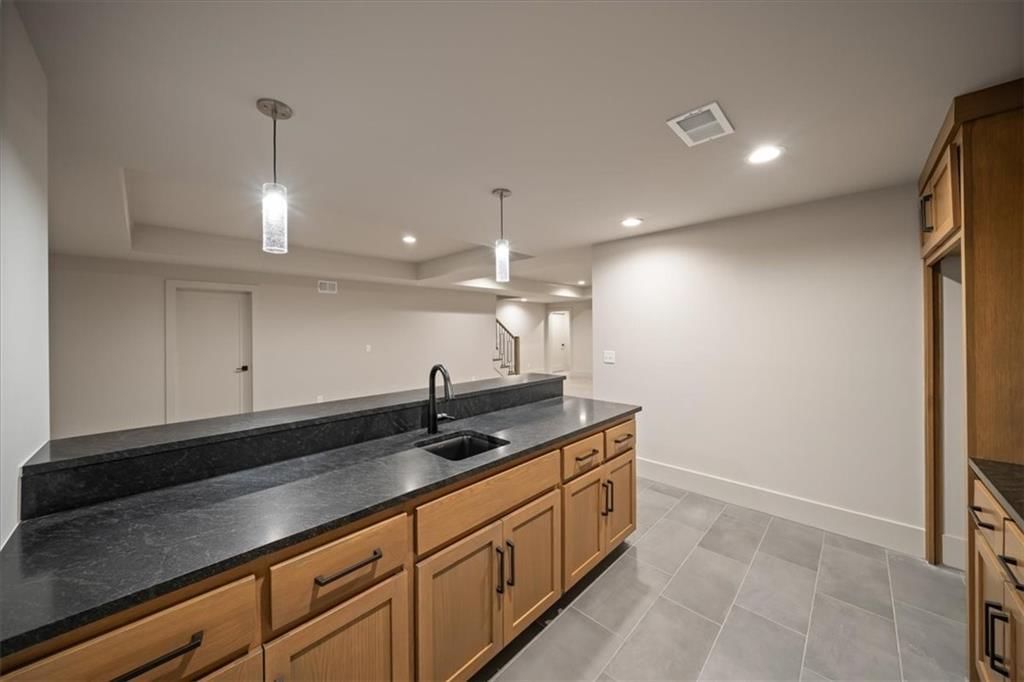 2705 W 74th Street — photo 52