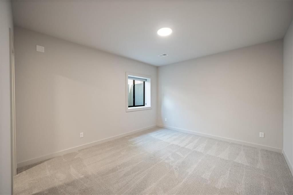 2705 W 74th Street — photo 53