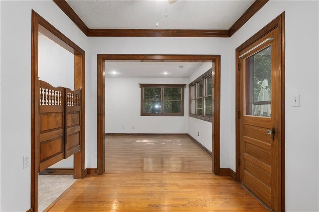 8117 Craig Street — photo 18