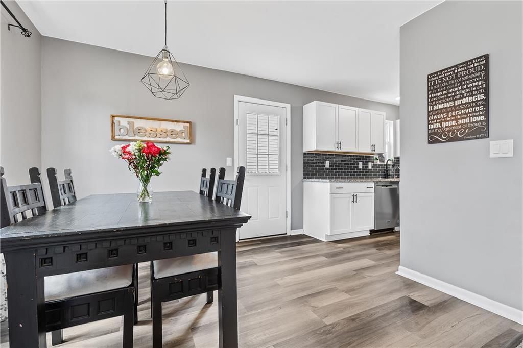 371 N Birch Street — photo 8