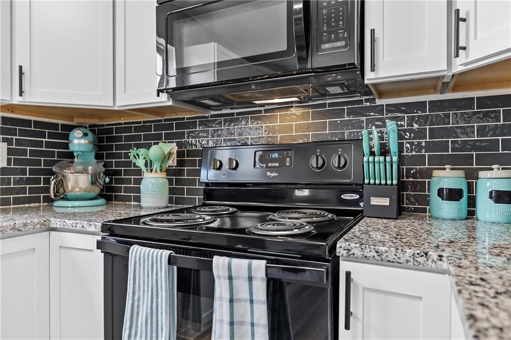 371 N Birch Street — photo 12