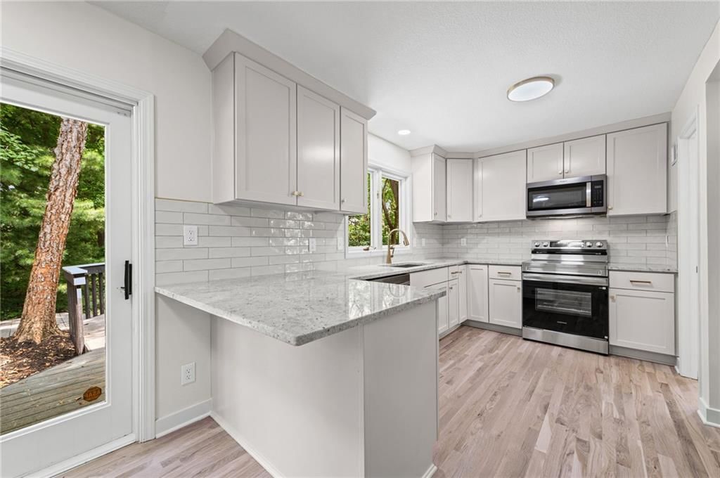 12920 W 117th Street — photo 7