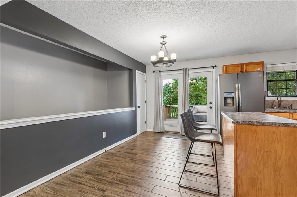 112 E Frank Street — photo 10