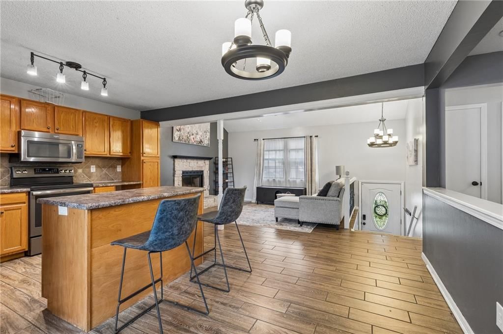 112 E Frank Street — photo 12