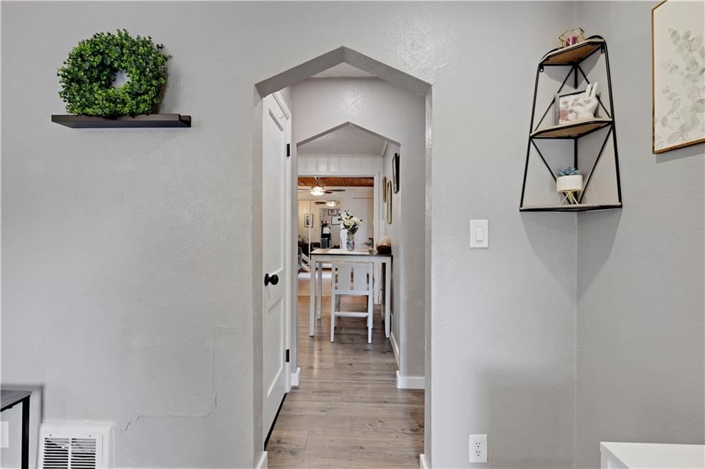 5712 W 55th Street — photo 6