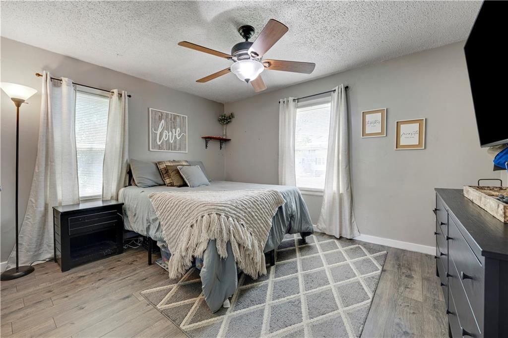 5712 W 55th Street — photo 17