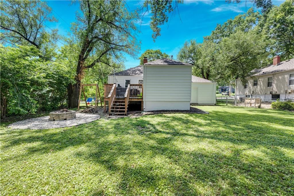 5712 W 55th Street — photo 23