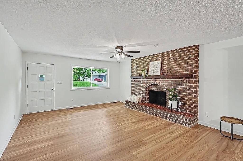 820 Pine Street — photo 2