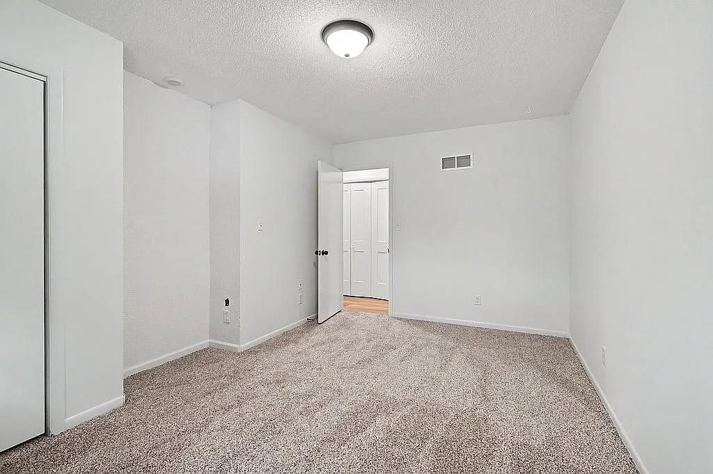 820 Pine Street — photo 10