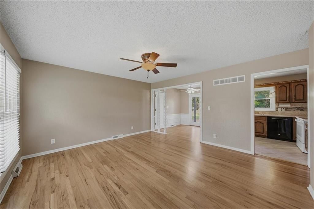 14608 E 39th Terrace South — photo 6