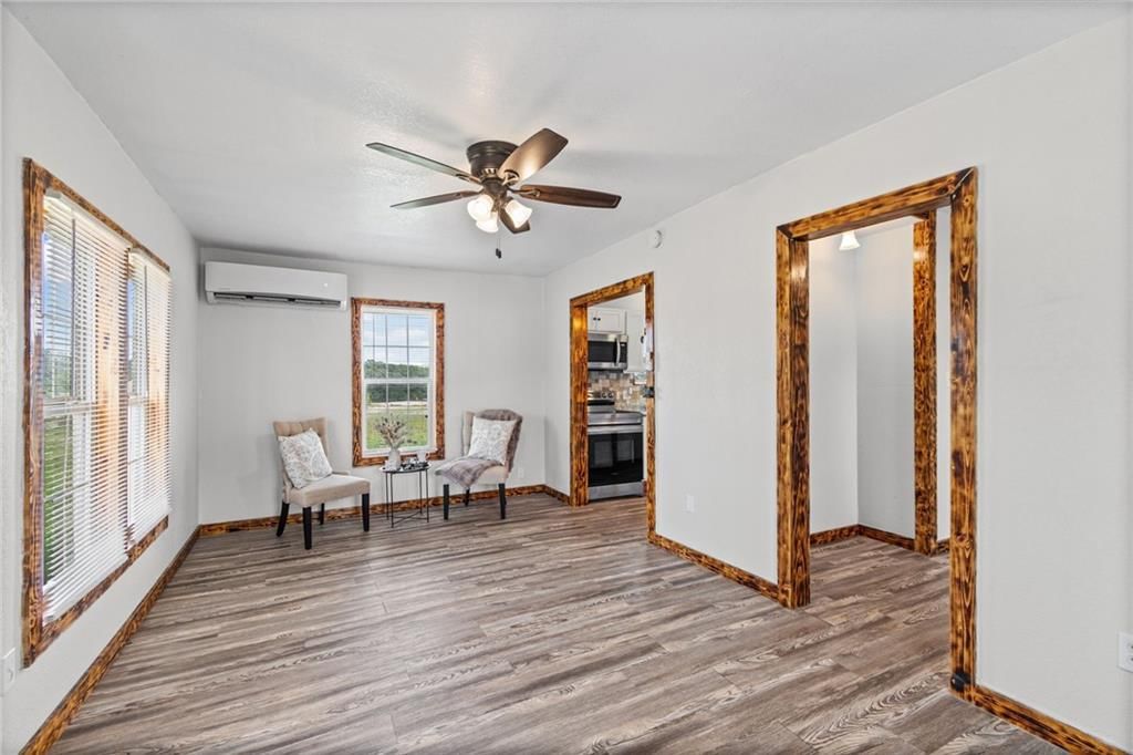 311 Joseph Street — photo 6