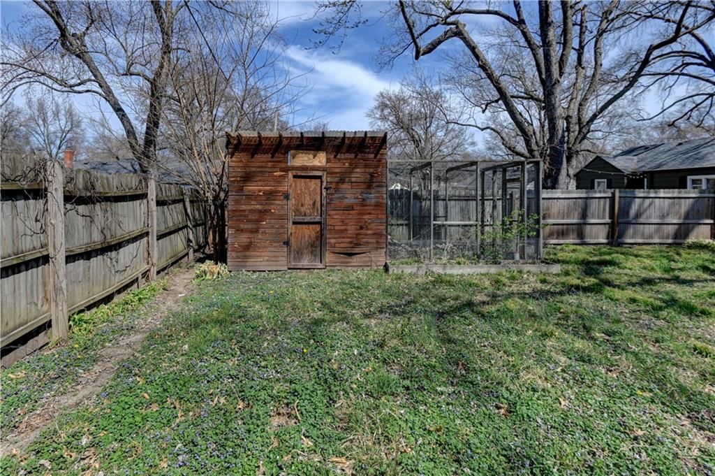 5300 Sycamore Drive — photo 6