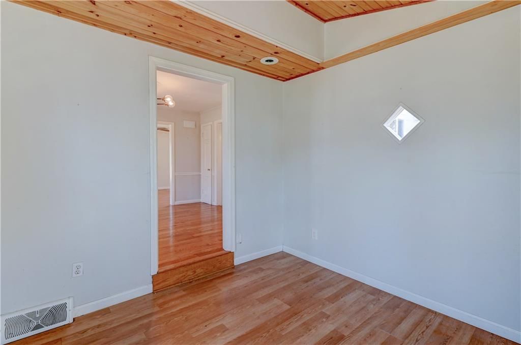 5300 Sycamore Drive — photo 17