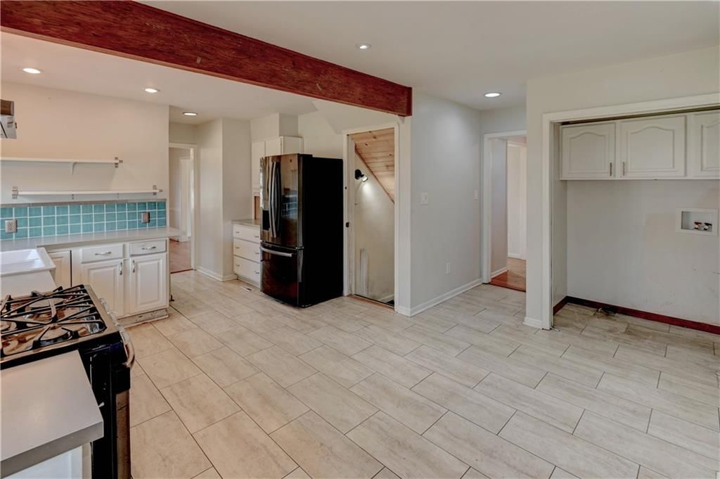 5300 Sycamore Drive — photo 20