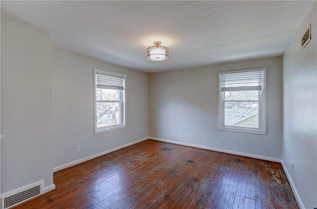 5300 Sycamore Drive — photo 28