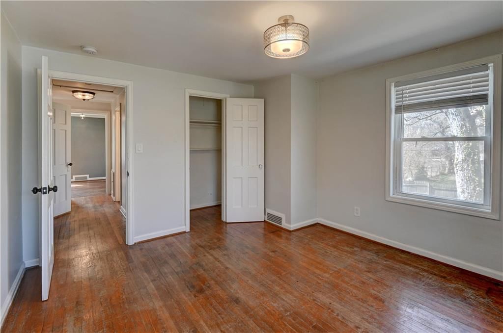 5300 Sycamore Drive — photo 30