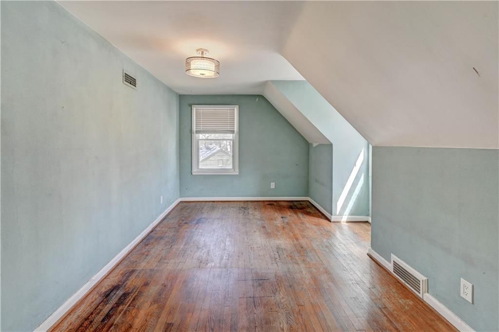 5300 Sycamore Drive — photo 31
