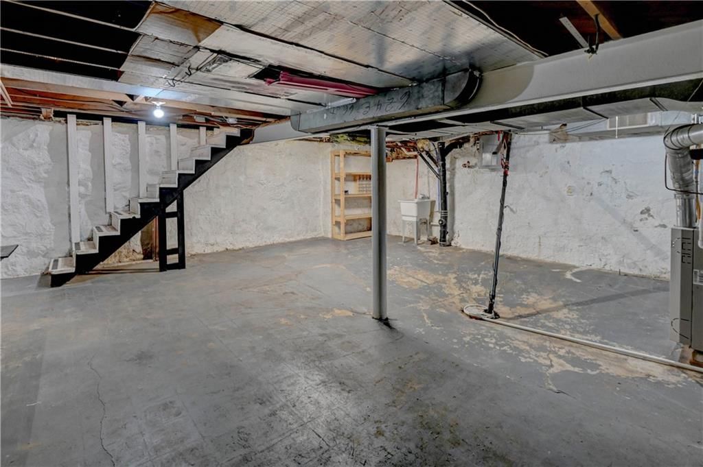 5300 Sycamore Drive — photo 35